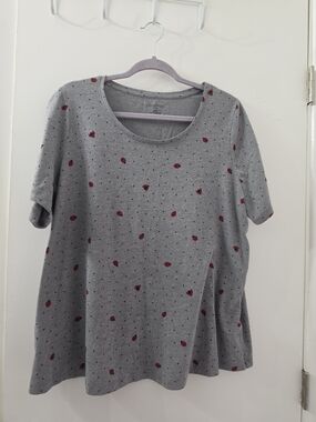 Catherines Petite Gray Short-Sleeve Top With Ladybugs